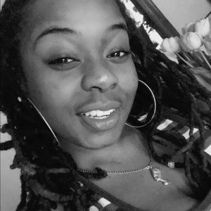 Meet your Posher, Judette